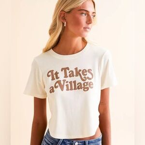 NWT Buckle Cream Graphic Women’s Cut Tee
